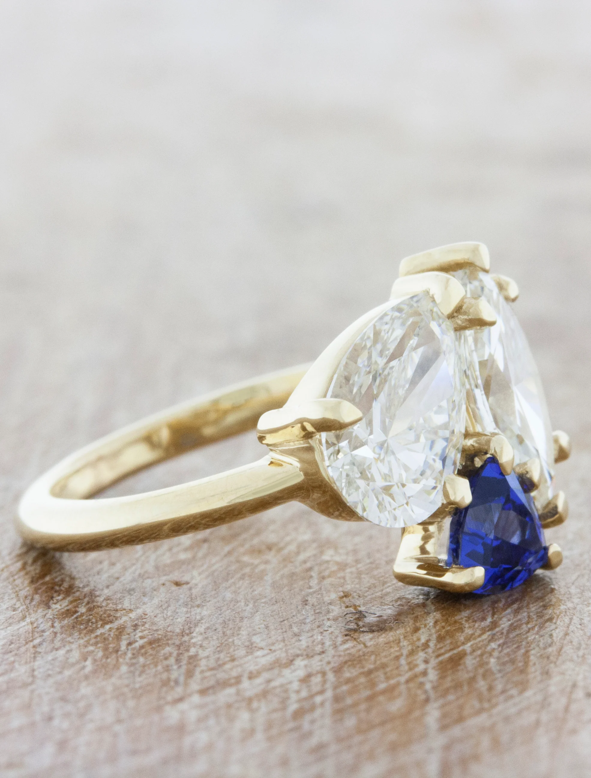 Azure - Lab Grown Diamond & Sapphire Cluster Ring - Image 3